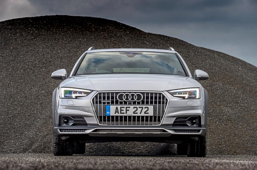  Audi A4 Allroad 3.0 TDI Quattro (B9) 2016 года  (UK) (фото 13 из 33)